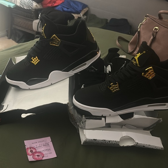 Men’s Jordan 4’s crowns size 11 brand new - Picture 3 of 3